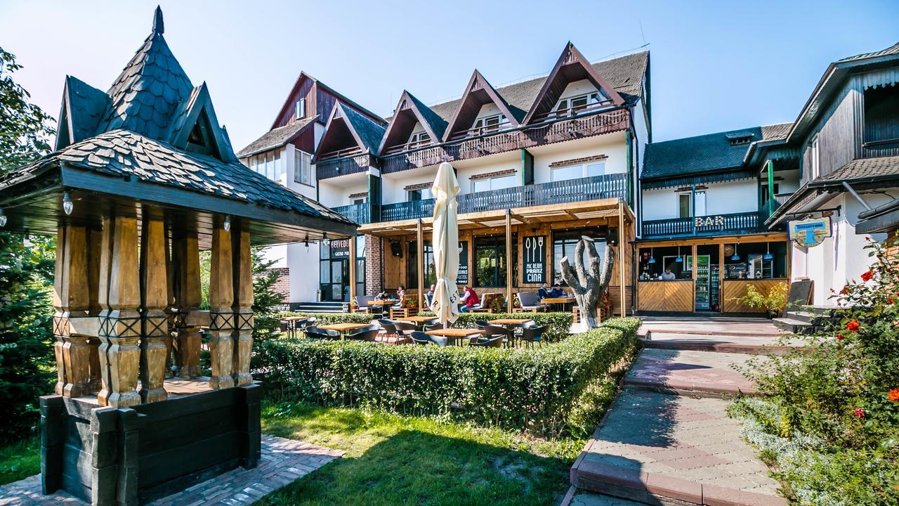 Pensiunea Belvedere Németvásár Kültér fotó