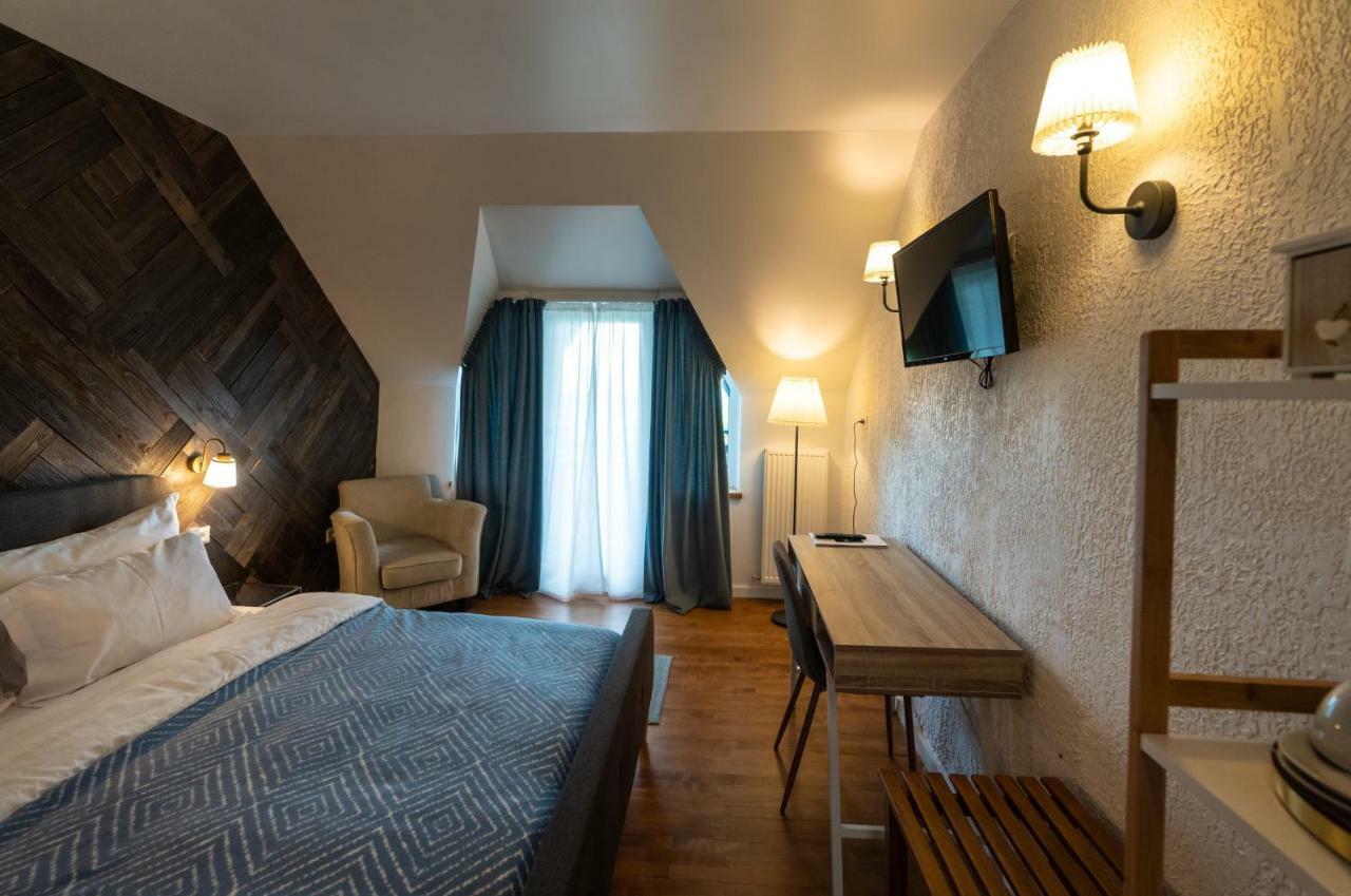 Pensiunea Belvedere Németvásár Kültér fotó