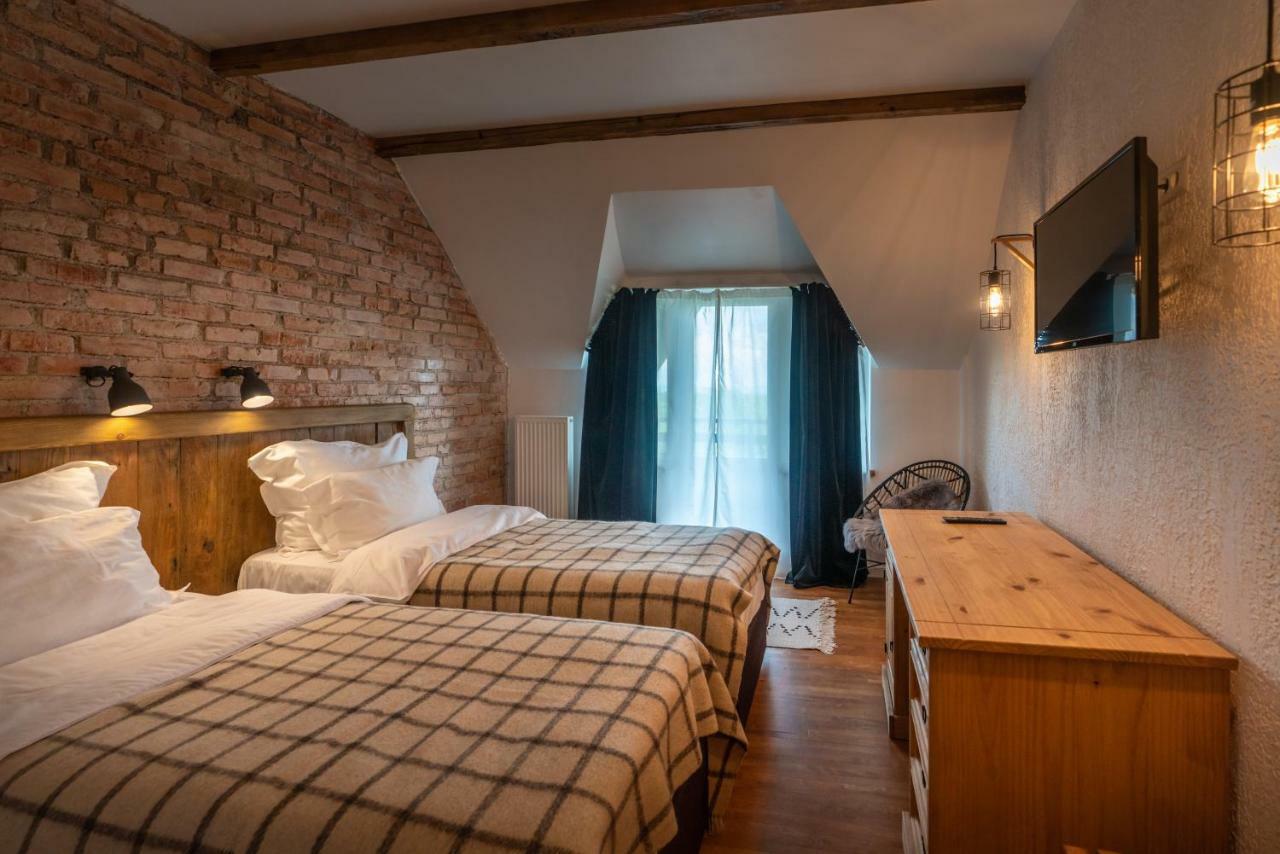 Pensiunea Belvedere Németvásár Kültér fotó
